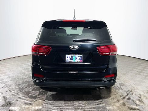 Used 2019 Kia Sorento FWD image 6