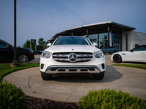 Used 2021 Mercedes-Benz GLC 300 image 2