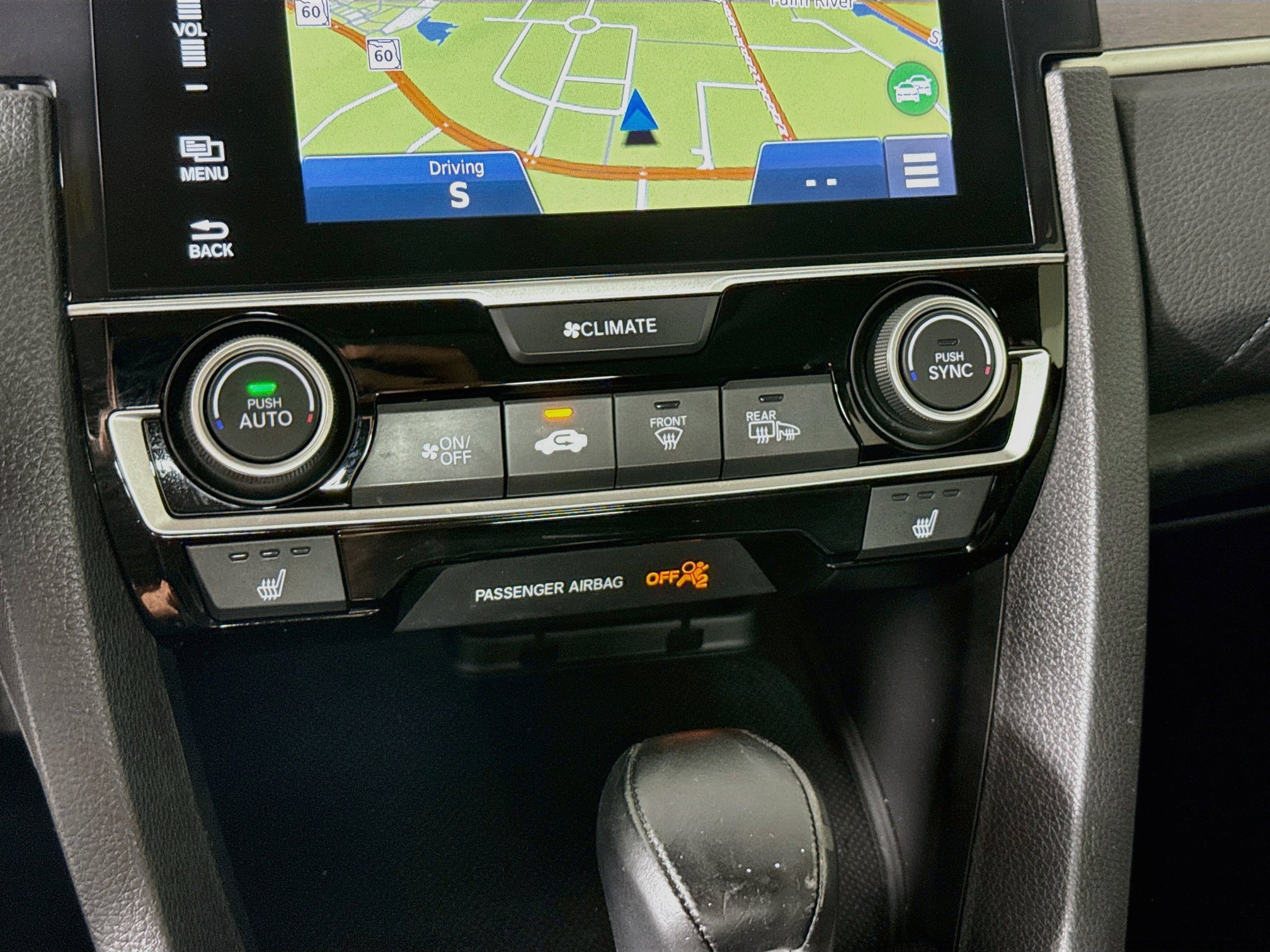 Used 2018 Honda Civic Touring image 19