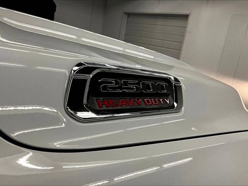 Used 2024 RAM 2500 Big Horn AWD/4WD image 11