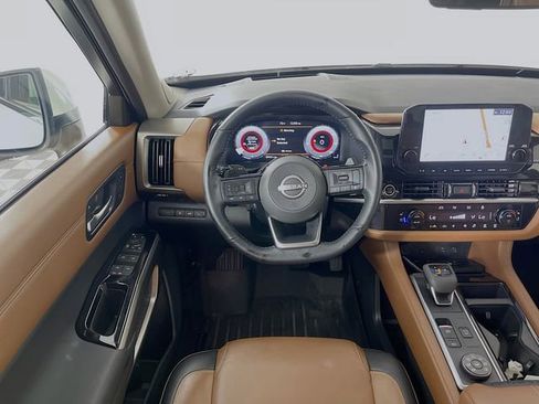 Used 2023 Nissan Pathfinder Platinum w/ Lighting Package (N93) AWD/4WD image 25