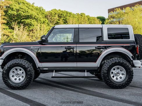 Used 2024 Ford Bronco Wildtrak AWD/4WD image 3