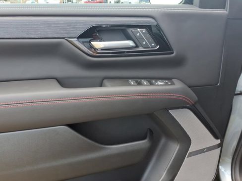 New 2026 GMC Yukon AT4 Ultimate AWD/4WD image 13