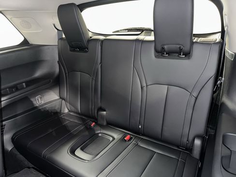 Certified 2026 INFINITI QX60 Luxe w/ Family Package AWD/4WD image 33