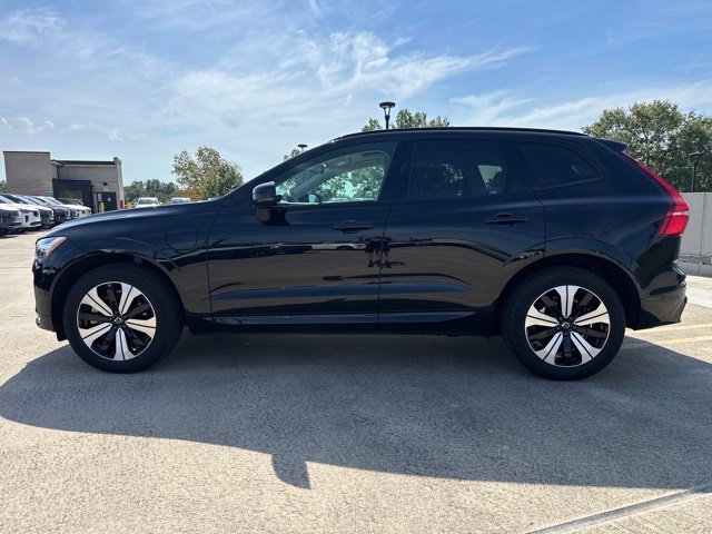 Certified 2024 Volvo XC60 T8 Plus w/ Climate Package AWD/4WD image 5
