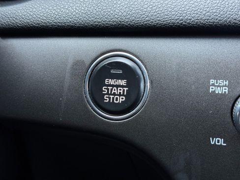 Used 2022 Kia Sportage LX w/ LX AWD Value Edition Package image 21