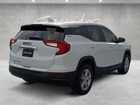 Used 2022 GMC Terrain SLE w/ LPO, Floor Liner Package FWD image 16