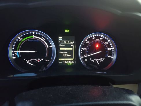 Used 2018 Toyota Highlander Limited Platinum AWD/4WD image 11