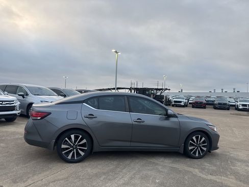 Certified 2022 Nissan Sentra SV w/ SV Premium Package image 22