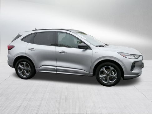 Used 2023 Ford Escape ST-Line image 8