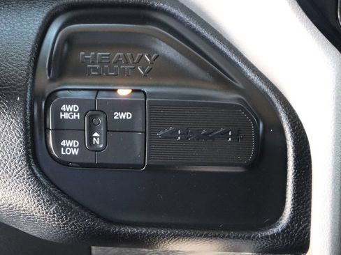 Used 2022 RAM 2500 Laramie AWD/4WD image 32