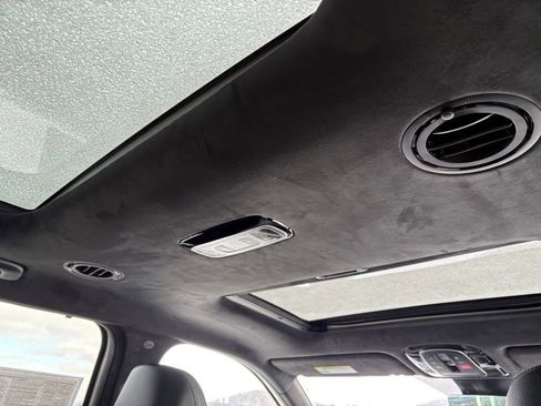 Used 2024 Hyundai Palisade Calligraphy image 25