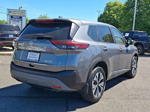Used 2023 Nissan Rogue SV AWD/4WD image 9