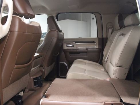 Used 2022 RAM 3500 Laramie image 19