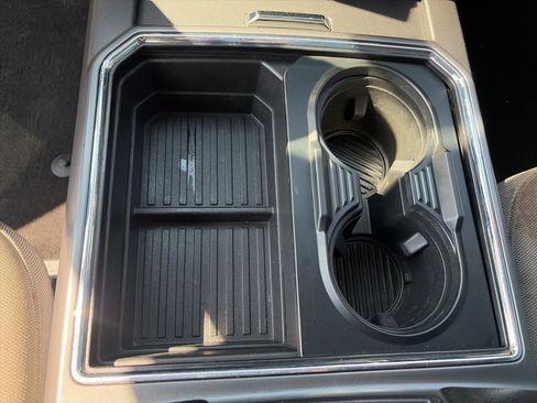 Used 2019 Ford F250 XLT w/ XLT Premium Package image 18