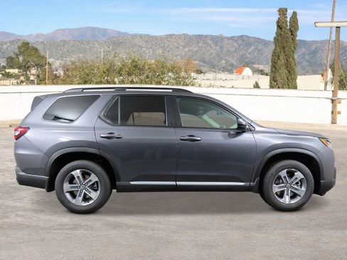 New 2026 Honda Pilot EX-L image 6