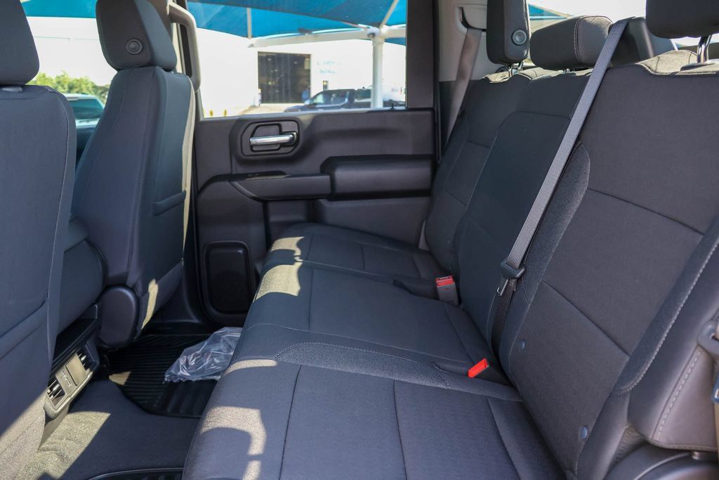 New 2026 Chevrolet Silverado 2500 Custom w/ Custom Value Package AWD/4WD image 15