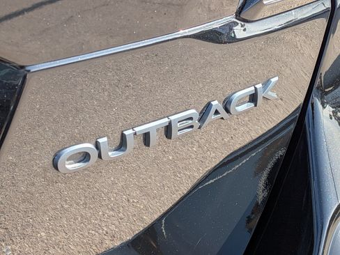 Used 2025 Subaru Outback Onyx Edition AWD/4WD image 30