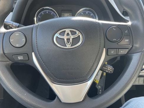 Used 2018 Toyota Corolla L image 20