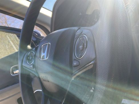 Used 2019 Honda HR-V EX image 22