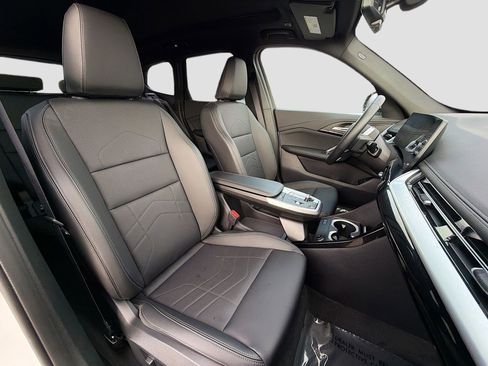 Certified 2025 BMW X1 xDrive28i image 16