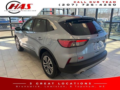 Used 2022 Ford Escape SEL image 3