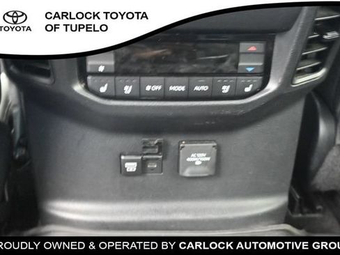 Used 2024 Toyota Sequoia Platinum RWD image 31