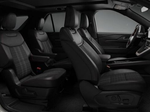 New 2026 Ford Explorer ST-Line w/ ST-Line Street Pack AWD/4WD image 29