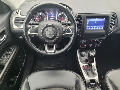 Used 2017 Jeep Compass Latitude w/ Popular Equipment Group AWD/4WD image 22