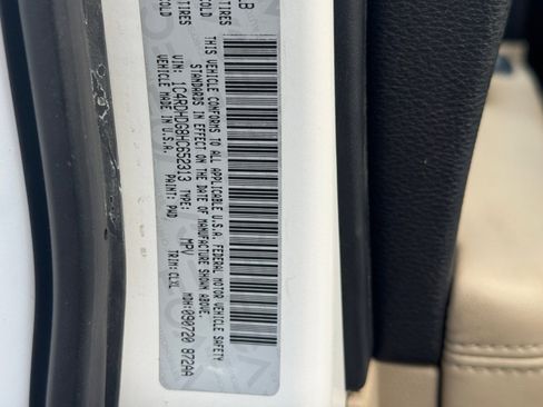 Used 2017 Dodge Durango GT w/ Premium Group image 34