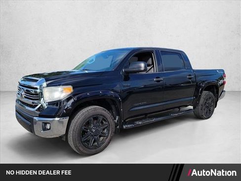 Used 2017 Toyota Tundra SR5 w/ SR5 Upgrade Package AWD/4WD image 1