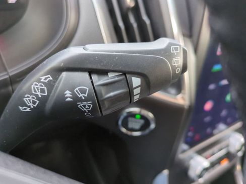 Used 2024 Ford Edge Titanium image 25