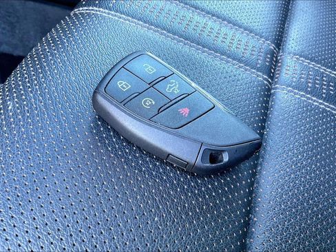 Used 2023 Chevrolet Silverado 1500 High Country w/ Technology Package image 37