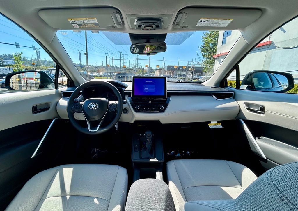 New 2026 Toyota Corolla Cross LE w/ Moonroof Package AWD/4WD image 18