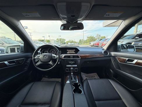 Used 2013 Mercedes-Benz C 300 4MATIC Sedan image 25
