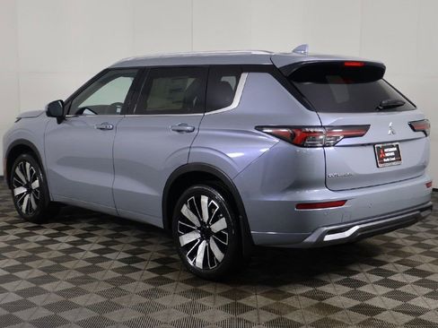 New 2026 Mitsubishi Outlander SEL FWD image 14