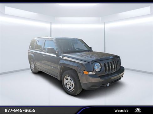 Used 2017 Jeep Patriot Sport w/ Power Value Group image 1