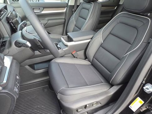 New 2026 GMC Terrain Denali w/ LPO, Floor Liner Package image 33