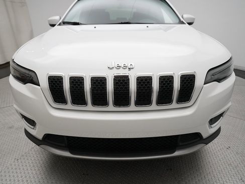 Used 2020 Jeep Cherokee Limited image 22
