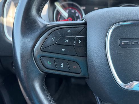 Used 2022 Dodge Charger SXT RWD image 16
