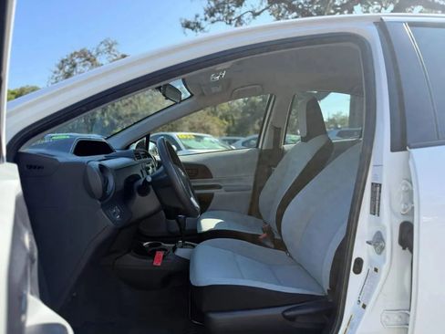 Used 2012 Toyota Prius C One image 13