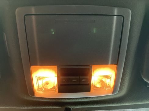 Used 2017 Ford Expedition EL Platinum image 25