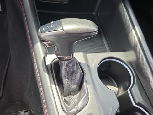 Used 2024 Dodge Durango GT RWD image 22