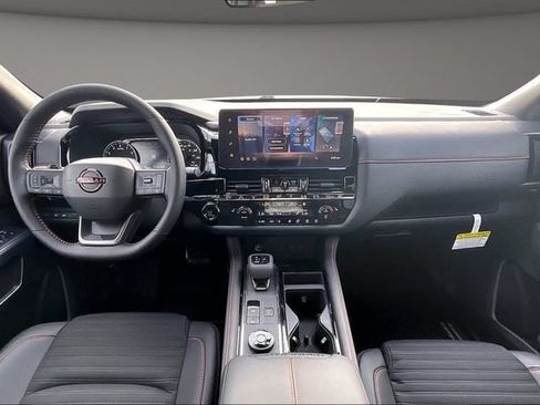 New 2026 Nissan Pathfinder Rock Creek w/ Rock Creek Premium Package AWD/4WD image 5