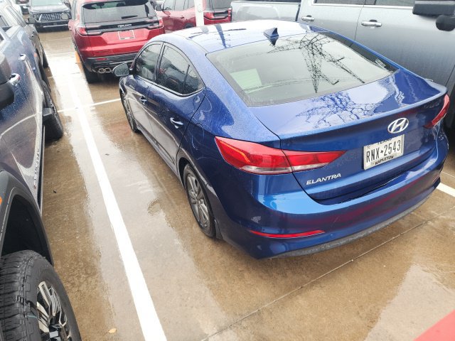 Used 2018 Hyundai Elantra Value Edition FWD image 3