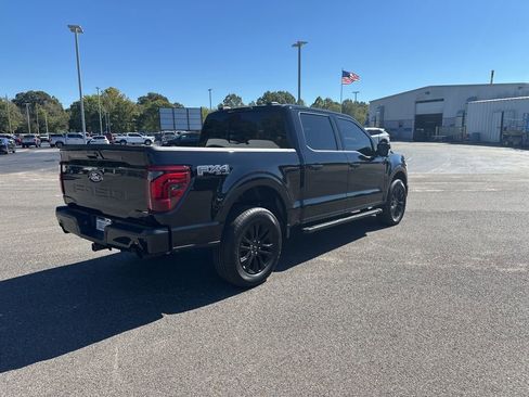 Used 2025 Ford F150 Lariat w/ Equipment Group 501A Mid image 3