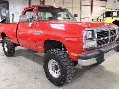 Used 1993 Dodge D/W Truck 250 image 8