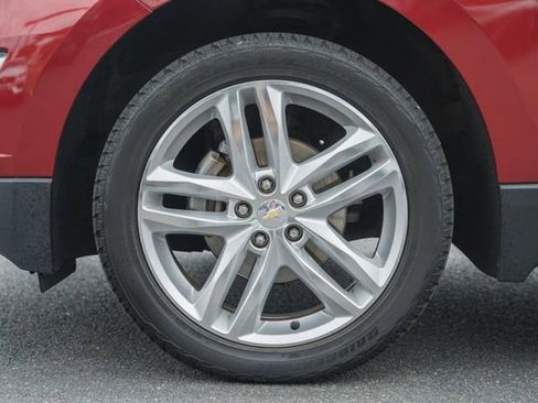 Used 2018 Chevrolet Equinox Premier AWD/4WD image 17