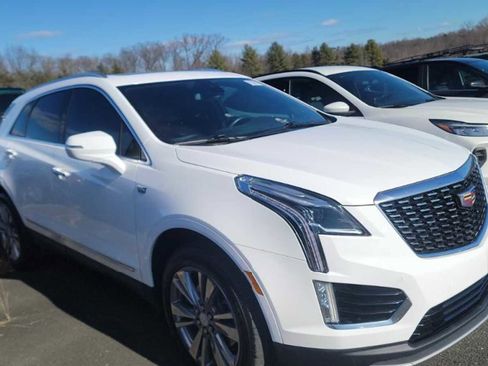 Used 2024 Cadillac XT5 Premium Luxury image 1