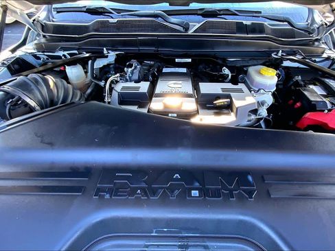 Used 2020 RAM 3500 Tradesman image 22